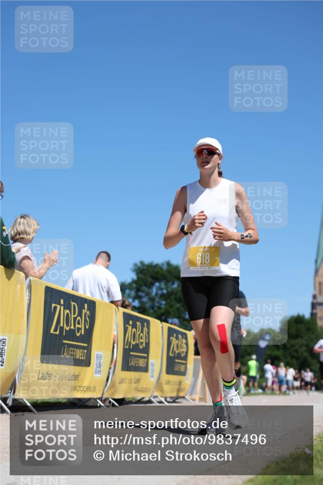 21.06.2026 - Viking Triathlon Michael Strokosch http://msf.ph/oto/9837496 21.06.2026 14:30:50 Laufen 28, 114, 618 meine-sportfotos.de