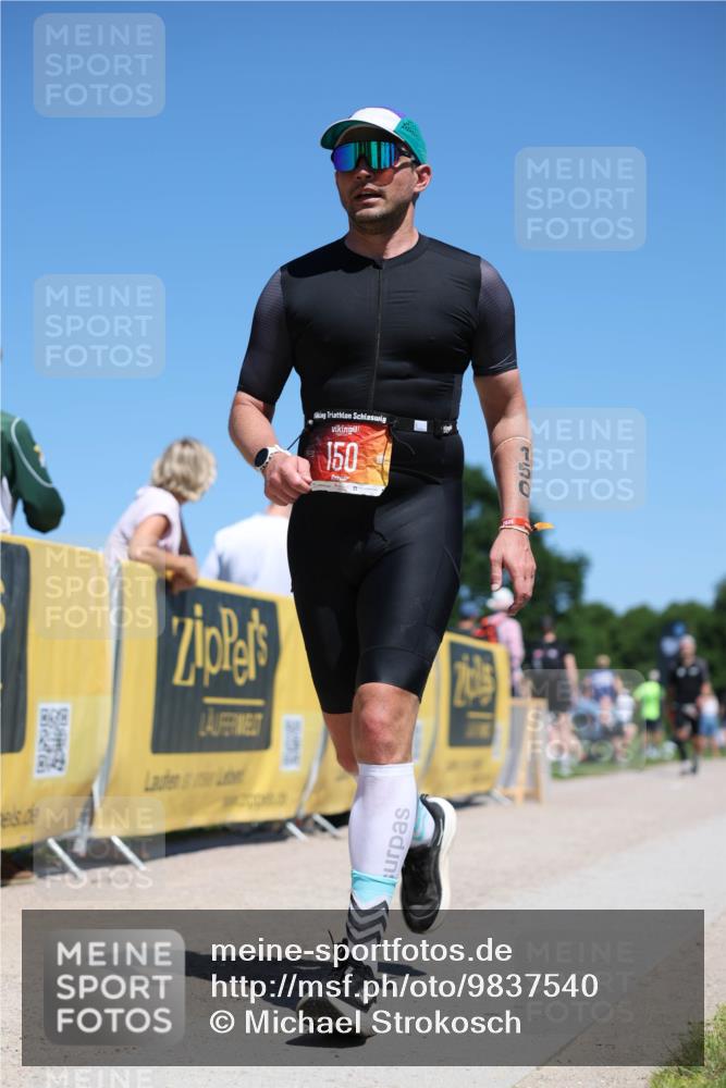 21.06.2026 - Viking Triathlon Michael Strokosch http://msf.ph/oto/9837540 21.06.2026 14:31:19 Laufen 150 meine-sportfotos.de