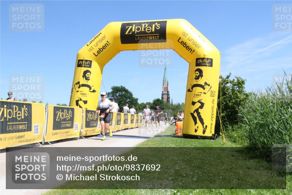 21.06.2026 - Viking Triathlon Michael Strokosch http://msf.ph/oto/9837692 21.06.2026 14:07:02 Laufen 434 meine-sportfotos.de