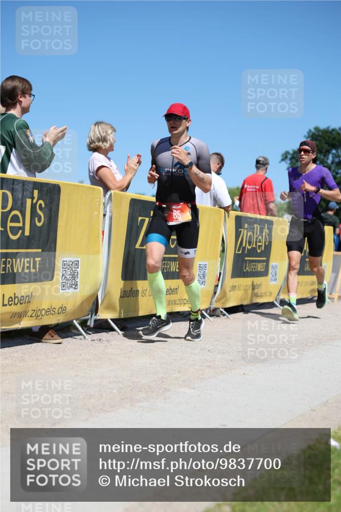 21.06.2026 - Viking Triathlon Michael Strokosch http://msf.ph/oto/9837700 21.06.2026 14:32:24 Laufen 85, 117, 502 meine-sportfotos.de
