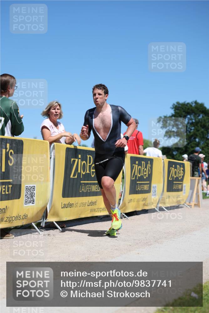 21.06.2026 - Viking Triathlon Michael Strokosch http://msf.ph/oto/9837741 21.06.2026 14:32:39 Laufen 392, 622 meine-sportfotos.de