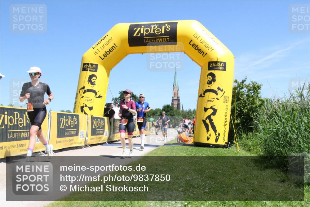 21.06.2026 - Viking Triathlon Michael Strokosch http://msf.ph/oto/9837850 21.06.2026 14:11:33 Laufen 16, 177, 563, 636, 670 meine-sportfotos.de
