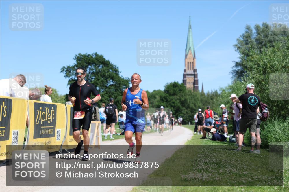 21.06.2026 - Viking Triathlon Michael Strokosch http://msf.ph/oto/9837875 21.06.2026 14:33:34 Laufen 77, 529, 614 meine-sportfotos.de