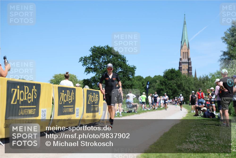 21.06.2026 - Viking Triathlon Michael Strokosch http://msf.ph/oto/9837902 21.06.2026 14:33:47 Laufen 37 meine-sportfotos.de