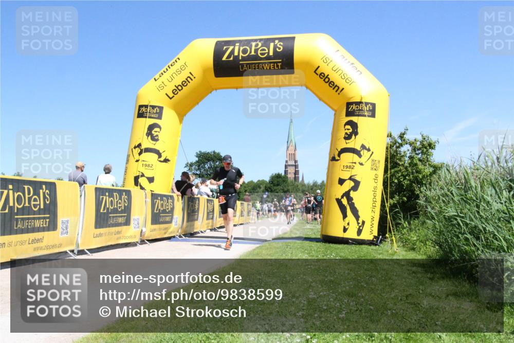 21.06.2026 - Viking Triathlon Michael Strokosch http://msf.ph/oto/9838599 21.06.2026 14:40:04 Laufen 421 meine-sportfotos.de