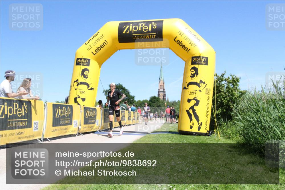 21.06.2026 - Viking Triathlon Michael Strokosch http://msf.ph/oto/9838692 21.06.2026 14:47:23 Laufen 322, 440 meine-sportfotos.de