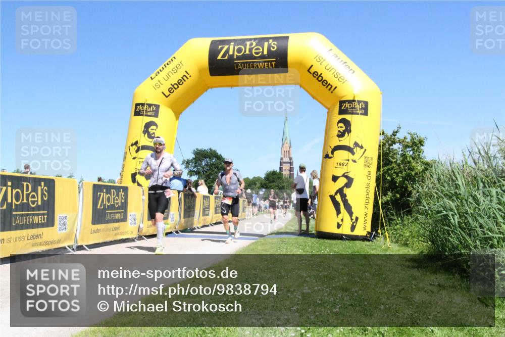 21.06.2026 - Viking Triathlon Michael Strokosch http://msf.ph/oto/9838794 21.06.2026 14:56:23 Laufen 75, 208 meine-sportfotos.de