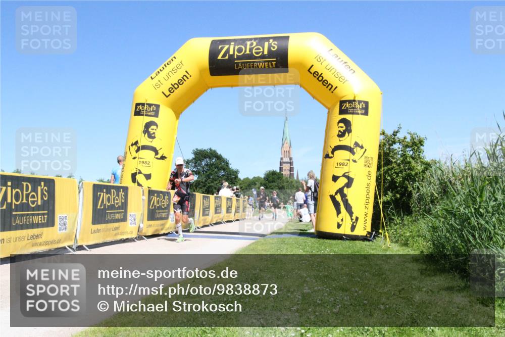 21.06.2026 - Viking Triathlon Michael Strokosch http://msf.ph/oto/9838873 21.06.2026 15:03:40 Laufen 413, 638 meine-sportfotos.de