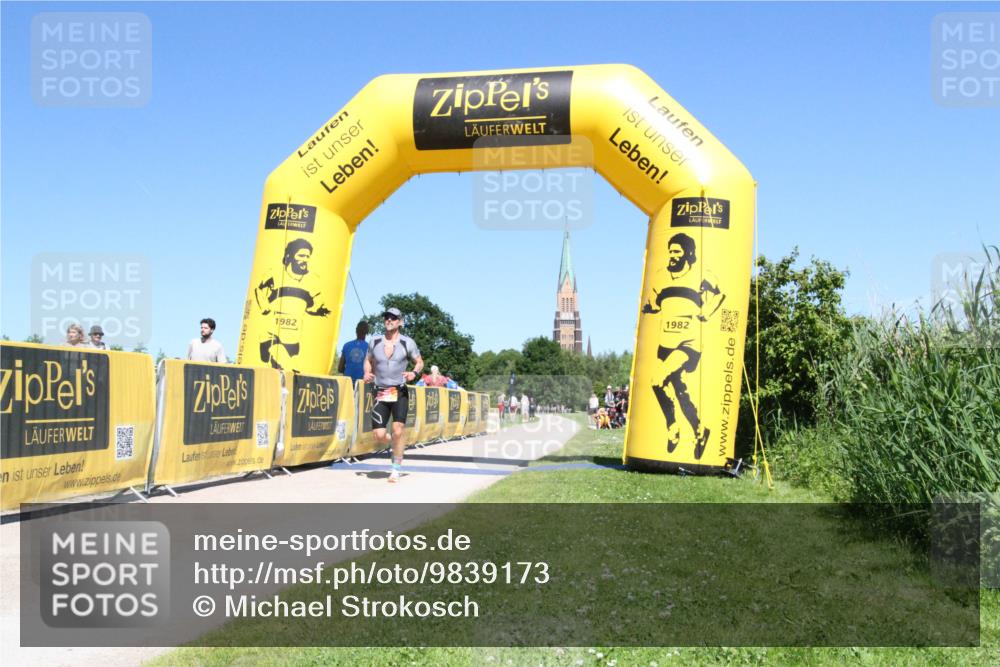 21.06.2026 - Viking Triathlon Michael Strokosch http://msf.ph/oto/9839173 21.06.2026 15:37:03 Laufen 208 meine-sportfotos.de