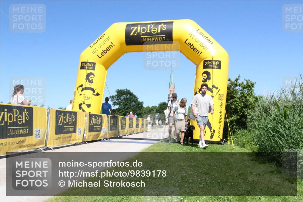 21.06.2026 - Viking Triathlon Michael Strokosch http://msf.ph/oto/9839178 21.06.2026 15:38:37 Laufen 554 meine-sportfotos.de