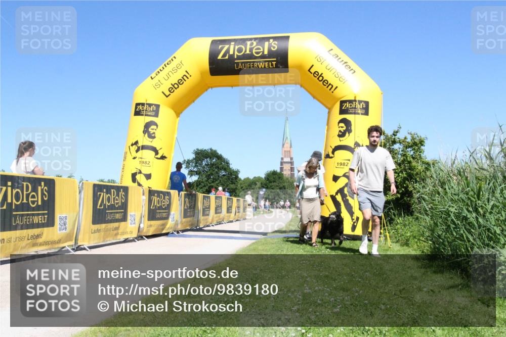 21.06.2026 - Viking Triathlon Michael Strokosch http://msf.ph/oto/9839180 21.06.2026 15:38:38 Laufen 554 meine-sportfotos.de