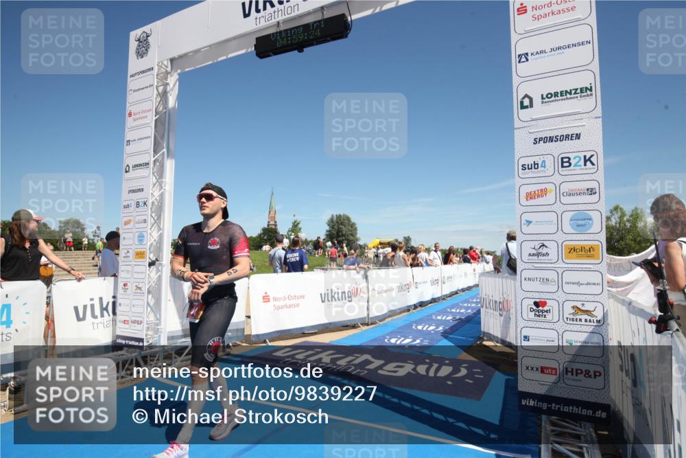 21.06.2026 - Viking Triathlon Michael Strokosch http://msf.ph/oto/9839227 21.06.2026 14:59:39 Ziel 44 meine-sportfotos.de