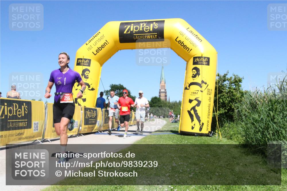 21.06.2026 - Viking Triathlon Michael Strokosch http://msf.ph/oto/9839239 21.06.2026 15:45:05 Laufen 295, 445, 629 meine-sportfotos.de