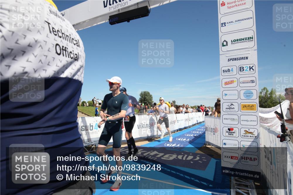 21.06.2026 - Viking Triathlon Michael Strokosch http://msf.ph/oto/9839248 21.06.2026 15:00:10 Ziel 459, 553 meine-sportfotos.de