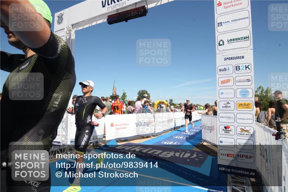 21.06.2026 - Viking Triathlon Michael Strokosch http://msf.ph/oto/9839414 21.06.2026 15:14:33 Ziel 374, 519 meine-sportfotos.de