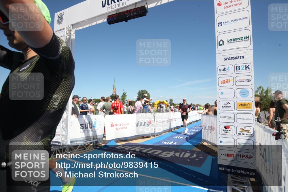 21.06.2026 - Viking Triathlon Michael Strokosch http://msf.ph/oto/9839415 21.06.2026 15:14:33 Ziel 374, 519 meine-sportfotos.de