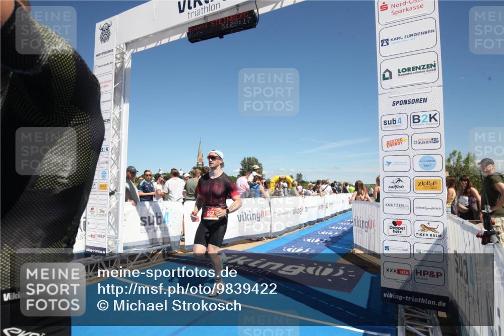 21.06.2026 - Viking Triathlon Michael Strokosch http://msf.ph/oto/9839422 21.06.2026 15:14:35 Ziel 374, 552 meine-sportfotos.de