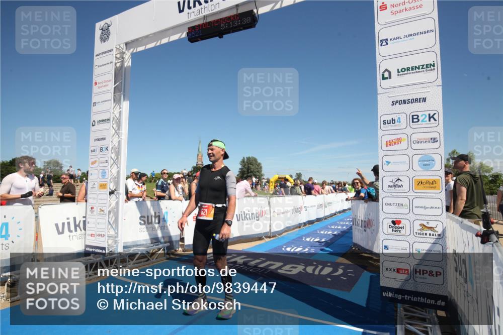 21.06.2026 - Viking Triathlon Michael Strokosch http://msf.ph/oto/9839447 21.06.2026 15:17:12 Ziel 521 meine-sportfotos.de