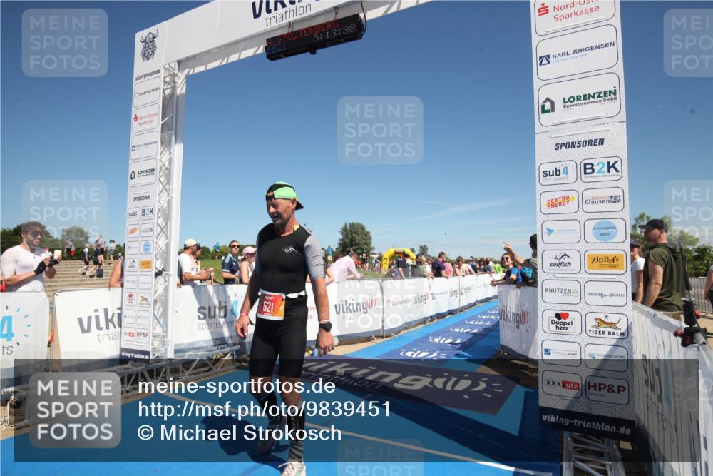 21.06.2026 - Viking Triathlon Michael Strokosch http://msf.ph/oto/9839451 21.06.2026 15:17:13 Ziel 521 meine-sportfotos.de