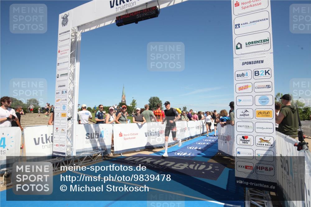 21.06.2026 - Viking Triathlon Michael Strokosch http://msf.ph/oto/9839478 21.06.2026 15:17:34 Ziel 66 meine-sportfotos.de