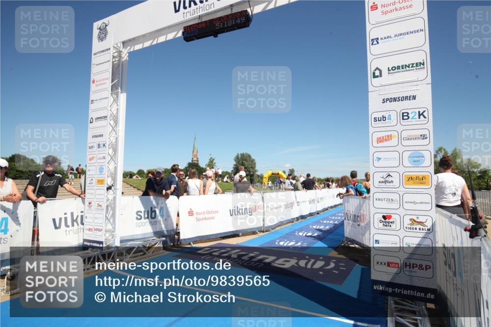 21.06.2026 - Viking Triathlon Michael Strokosch http://msf.ph/oto/9839565 21.06.2026 15:27:07 Ziel 223 meine-sportfotos.de