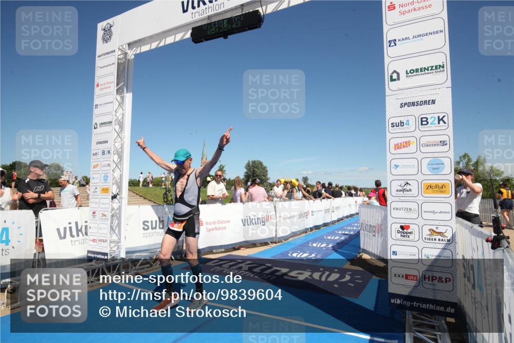 21.06.2026 - Viking Triathlon Michael Strokosch http://msf.ph/oto/9839604 21.06.2026 15:35:57 Ziel 321 meine-sportfotos.de