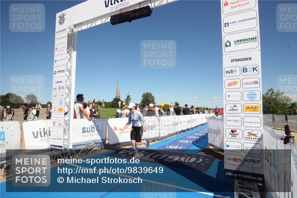 21.06.2026 - Viking Triathlon Michael Strokosch http://msf.ph/oto/9839649 21.06.2026 15:45:18 Ziel 445 meine-sportfotos.de