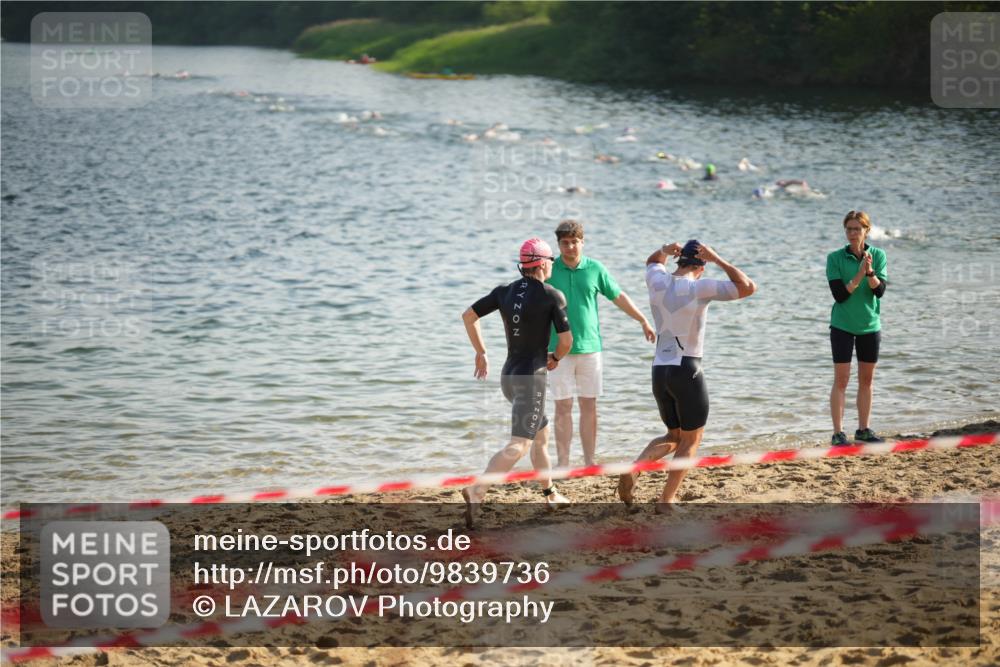 21.06.2026 - 29. Vierlanden-Triathlon LAZAROV Photography http://msf.ph/oto/9839736 21.06.2026 08:10:26 Schwimmen  meine-sportfotos.de