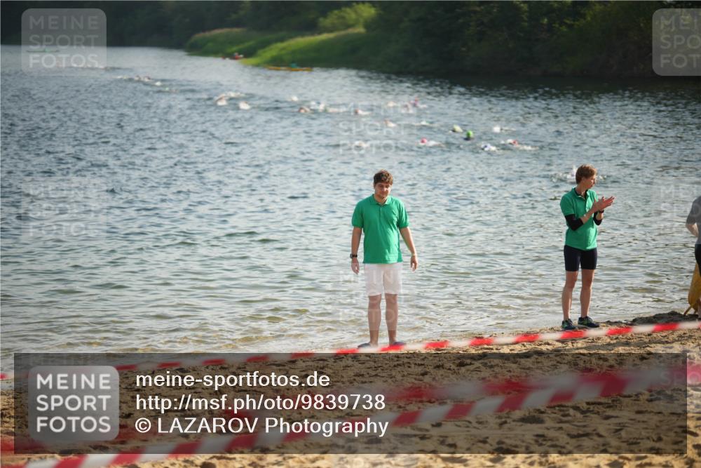 21.06.2026 - 29. Vierlanden-Triathlon LAZAROV Photography http://msf.ph/oto/9839738 21.06.2026 08:10:28 Schwimmen  meine-sportfotos.de