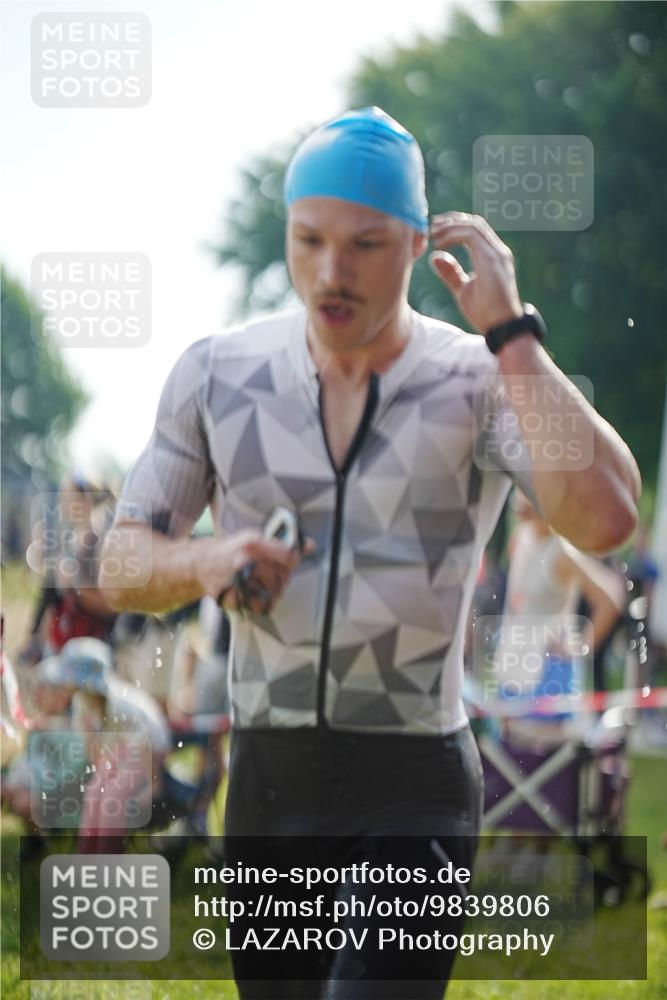 21.06.2026 - 29. Vierlanden-Triathlon LAZAROV Photography http://msf.ph/oto/9839806 21.06.2026 08:37:35 Schwimmen 31, 46, 107, 127 meine-sportfotos.de