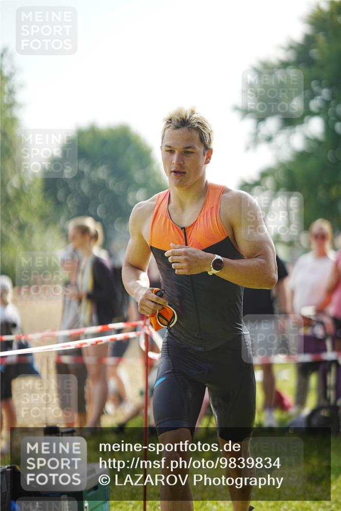 21.06.2026 - 29. Vierlanden-Triathlon LAZAROV Photography http://msf.ph/oto/9839834 21.06.2026 08:39:42 Schwimmen 3, 106 meine-sportfotos.de