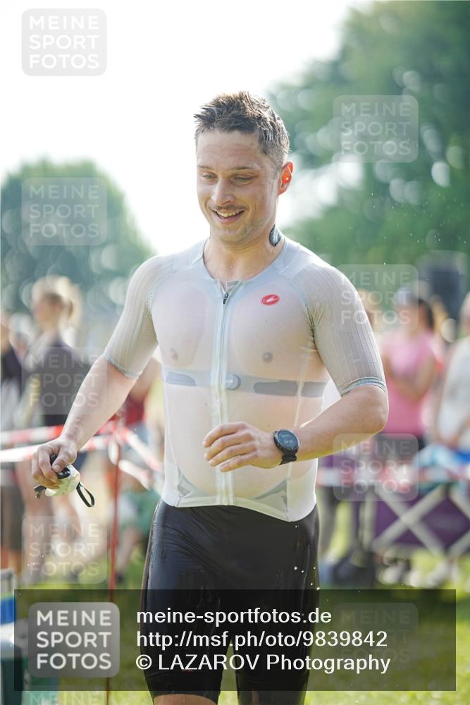 21.06.2026 - 29. Vierlanden-Triathlon LAZAROV Photography http://msf.ph/oto/9839842 21.06.2026 08:39:52 Schwimmen 72 meine-sportfotos.de