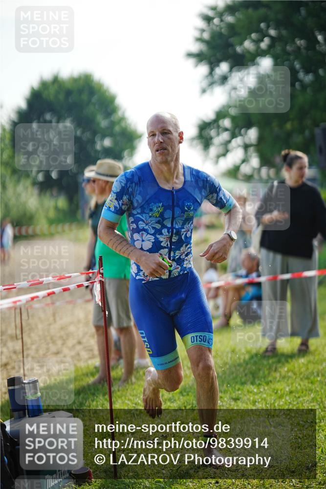 21.06.2026 - 29. Vierlanden-Triathlon LAZAROV Photography http://msf.ph/oto/9839914 21.06.2026 08:50:17 Schwimmen 52, 139 meine-sportfotos.de