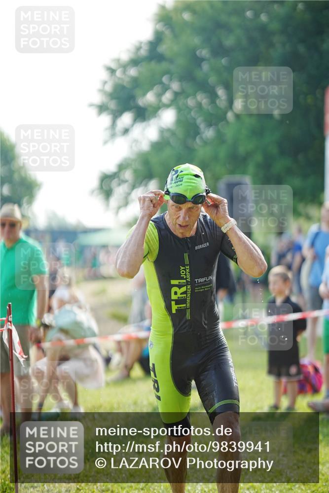 21.06.2026 - 29. Vierlanden-Triathlon LAZAROV Photography http://msf.ph/oto/9839941 21.06.2026 08:50:56 Schwimmen 163, 179, 1353 meine-sportfotos.de