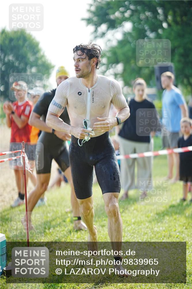 21.06.2026 - 29. Vierlanden-Triathlon LAZAROV Photography http://msf.ph/oto/9839965 21.06.2026 08:51:35 Schwimmen 50, 81, 157, 161 meine-sportfotos.de