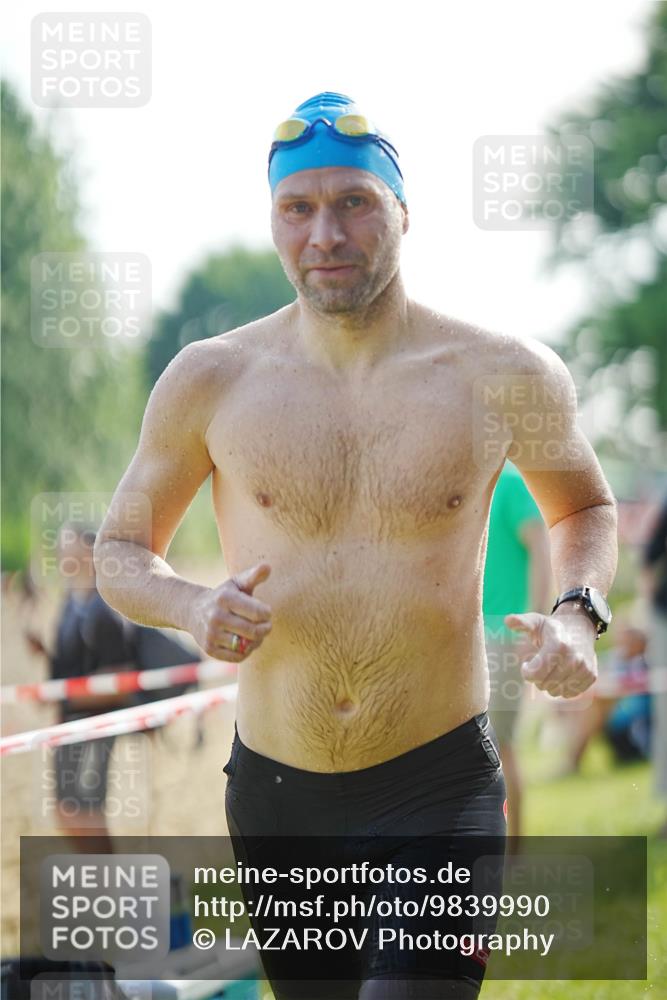 21.06.2026 - 29. Vierlanden-Triathlon LAZAROV Photography http://msf.ph/oto/9839990 21.06.2026 08:52:21 Schwimmen 5, 58, 171 meine-sportfotos.de