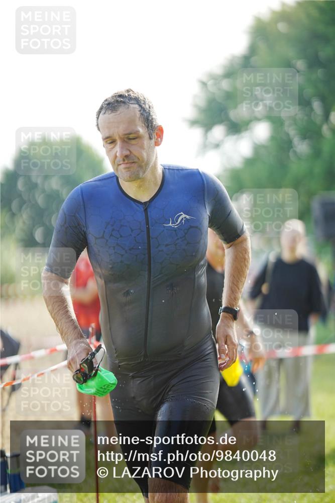 21.06.2026 - 29. Vierlanden-Triathlon LAZAROV Photography http://msf.ph/oto/9840048 21.06.2026 08:54:04 Schwimmen 122, 126, 146, 176 meine-sportfotos.de