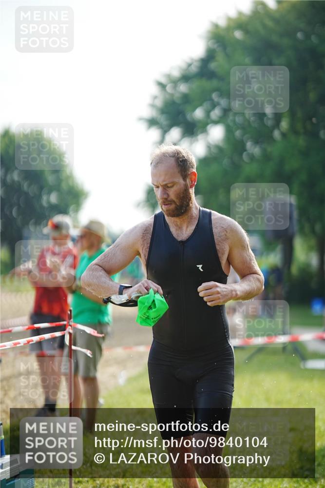 21.06.2026 - 29. Vierlanden-Triathlon LAZAROV Photography http://msf.ph/oto/9840104 21.06.2026 08:59:59 Schwimmen 114 meine-sportfotos.de