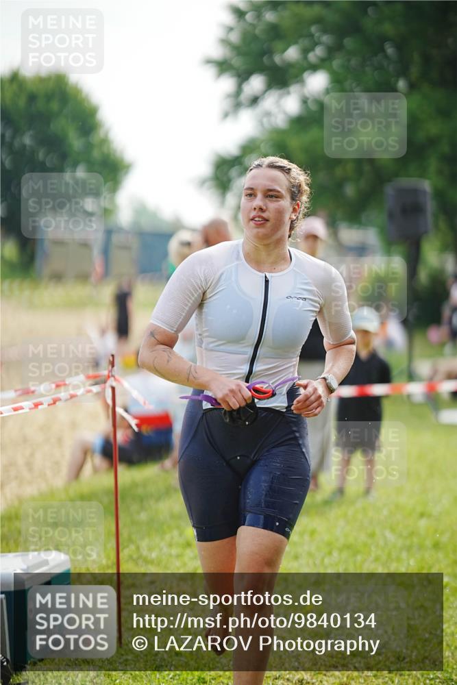 21.06.2026 - 29. Vierlanden-Triathlon LAZAROV Photography http://msf.ph/oto/9840134 21.06.2026 09:15:11 Schwimmen 248, 269, 294 meine-sportfotos.de