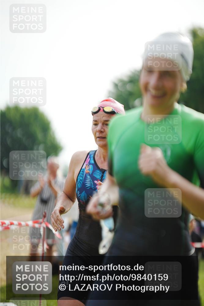 21.06.2026 - 29. Vierlanden-Triathlon LAZAROV Photography http://msf.ph/oto/9840159 21.06.2026 09:18:15 Schwimmen 232, 245, 259, 281 meine-sportfotos.de