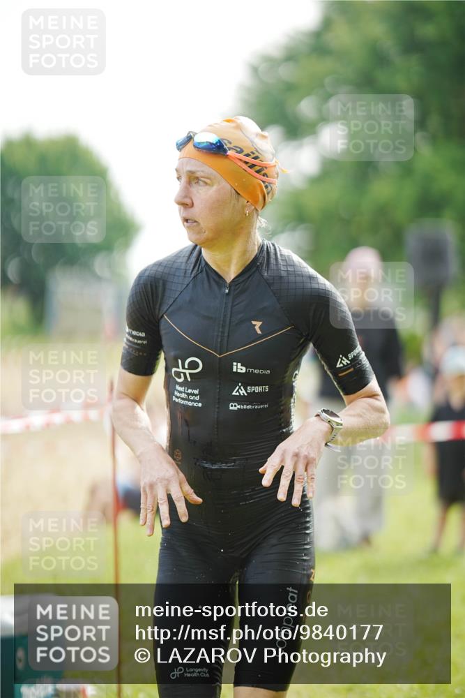 21.06.2026 - 29. Vierlanden-Triathlon LAZAROV Photography http://msf.ph/oto/9840177 21.06.2026 09:19:04 Schwimmen 225, 246 meine-sportfotos.de