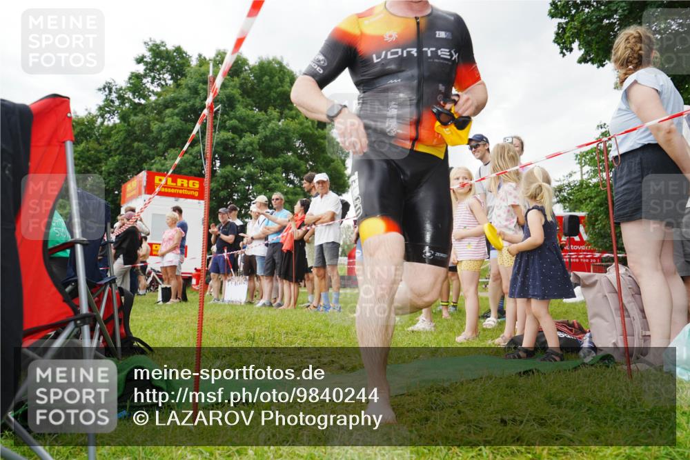 21.06.2026 - 29. Vierlanden-Triathlon LAZAROV Photography http://msf.ph/oto/9840244 21.06.2026 09:58:50 Schwimmen 309, 358, 359 meine-sportfotos.de