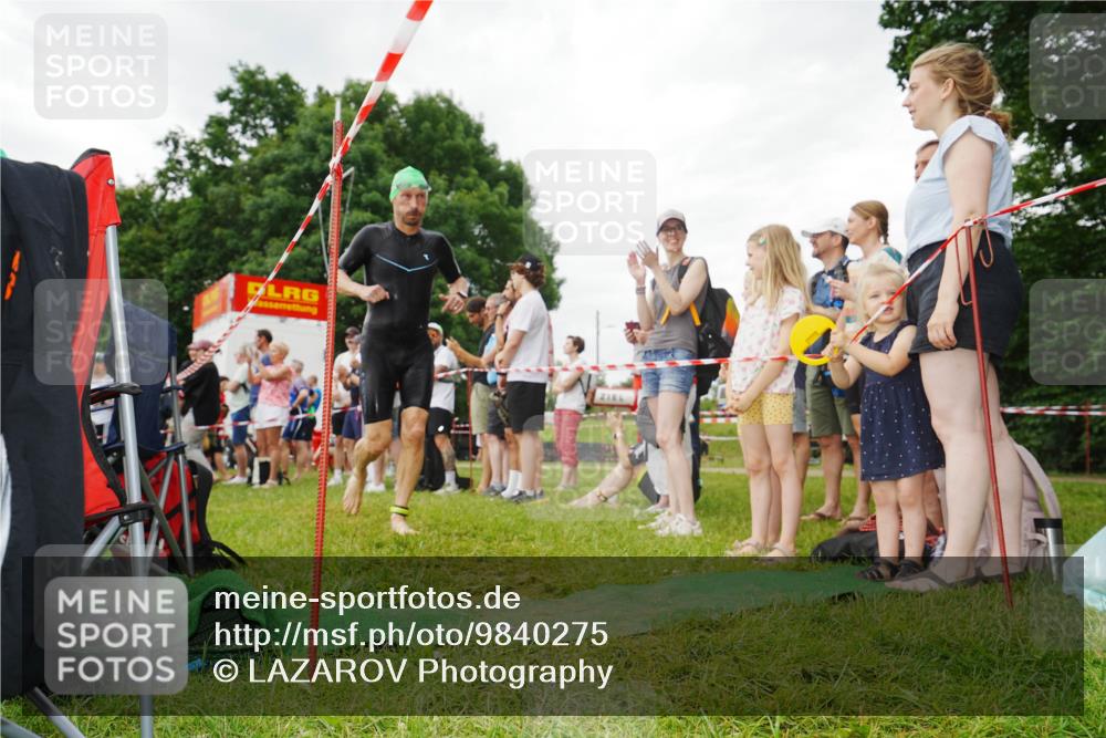 21.06.2026 - 29. Vierlanden-Triathlon LAZAROV Photography http://msf.ph/oto/9840275 21.06.2026 10:05:13 Schwimmen 431 meine-sportfotos.de