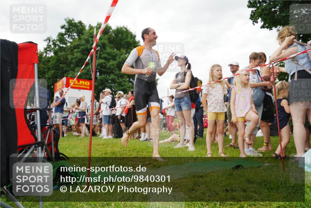 21.06.2026 - 29. Vierlanden-Triathlon LAZAROV Photography http://msf.ph/oto/9840301 21.06.2026 10:06:33 Schwimmen 438, 458, 467 meine-sportfotos.de