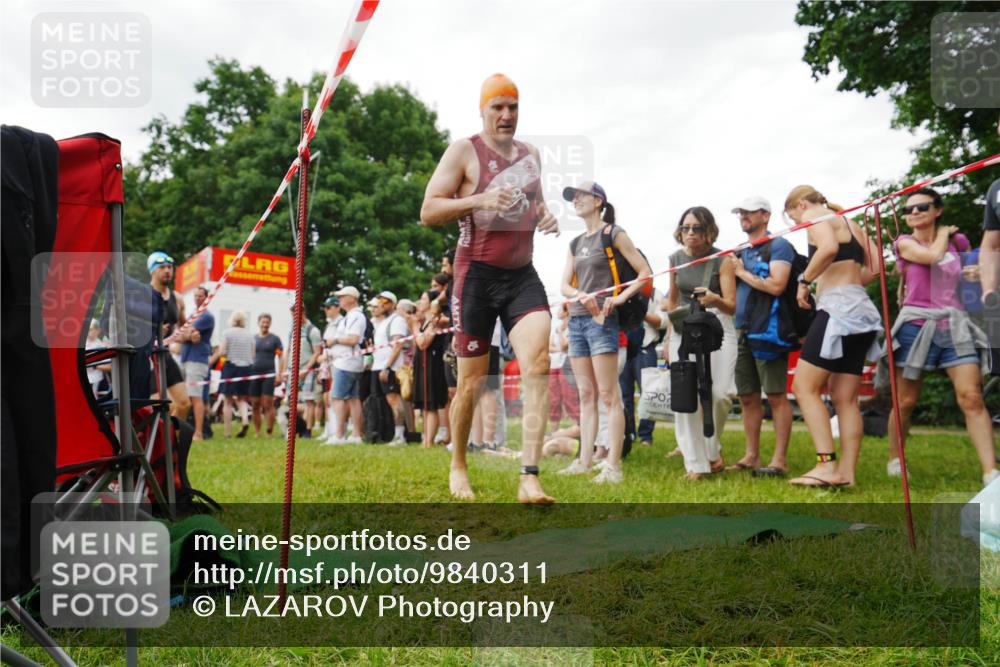 21.06.2026 - 29. Vierlanden-Triathlon LAZAROV Photography http://msf.ph/oto/9840311 21.06.2026 10:06:51 Schwimmen 394, 410, 417, 443, 447 meine-sportfotos.de