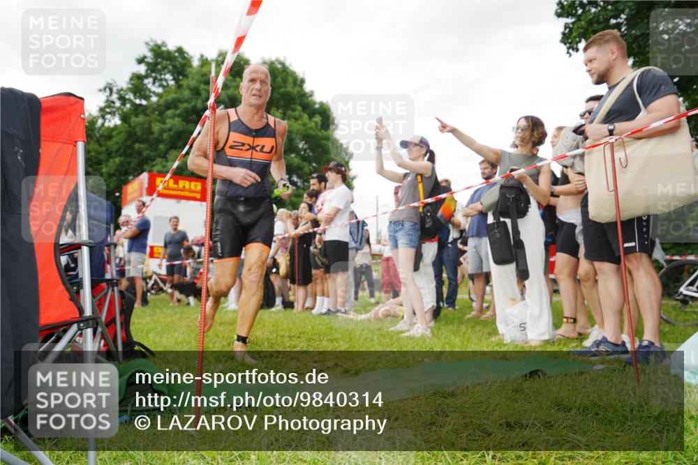 21.06.2026 - 29. Vierlanden-Triathlon LAZAROV Photography http://msf.ph/oto/9840314 21.06.2026 10:06:54 Schwimmen 394, 417, 443, 447 meine-sportfotos.de