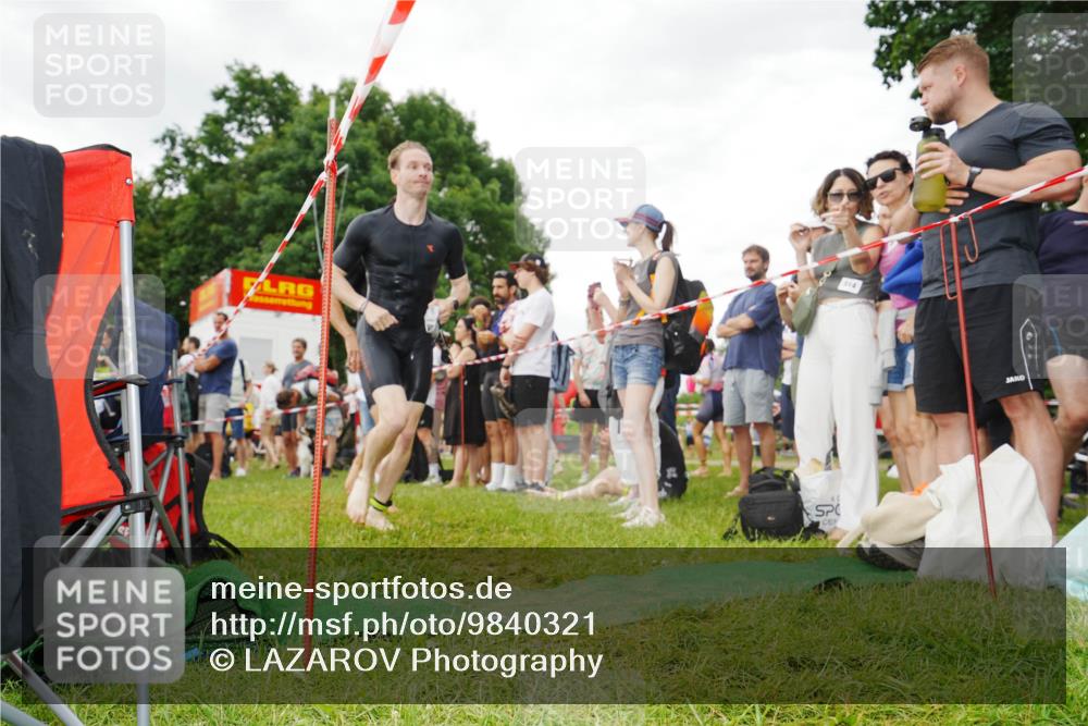 21.06.2026 - 29. Vierlanden-Triathlon LAZAROV Photography http://msf.ph/oto/9840321 21.06.2026 10:07:20 Schwimmen 425, 428, 445, 474 meine-sportfotos.de