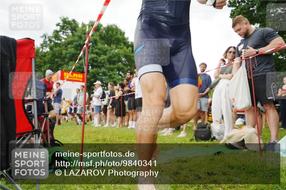21.06.2026 - 29. Vierlanden-Triathlon LAZAROV Photography http://msf.ph/oto/9840341 21.06.2026 10:08:16 Schwimmen 393, 399, 452, 459, 473, 478 meine-sportfotos.de