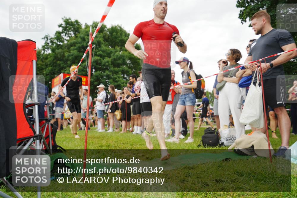 21.06.2026 - 29. Vierlanden-Triathlon LAZAROV Photography http://msf.ph/oto/9840342 21.06.2026 10:08:18 Schwimmen 392, 393, 399, 452, 459, 473, 478 meine-sportfotos.de