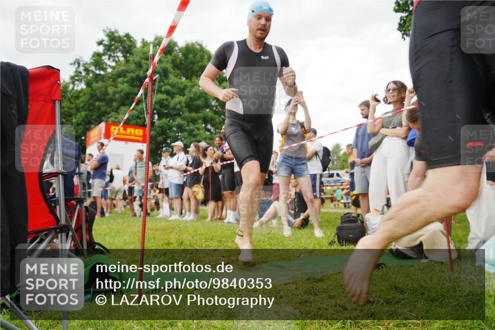21.06.2026 - 29. Vierlanden-Triathlon LAZAROV Photography http://msf.ph/oto/9840353 21.06.2026 10:08:29 Schwimmen 392, 419, 446, 476, 477 meine-sportfotos.de